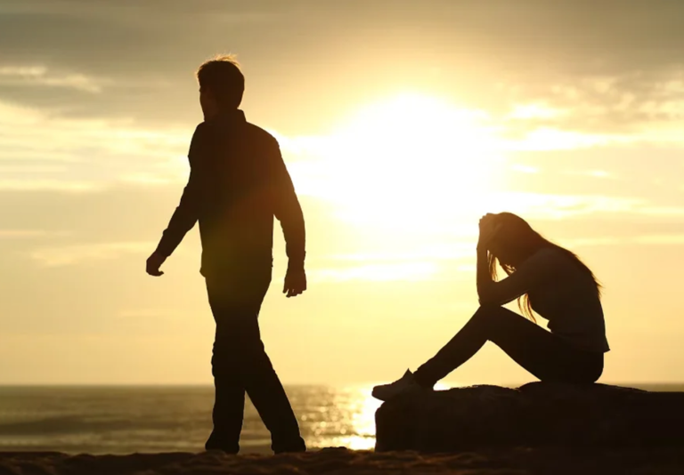 Breaking the Cycle: How to Transform Toxic Relationship Patterns into Growth Opportunities